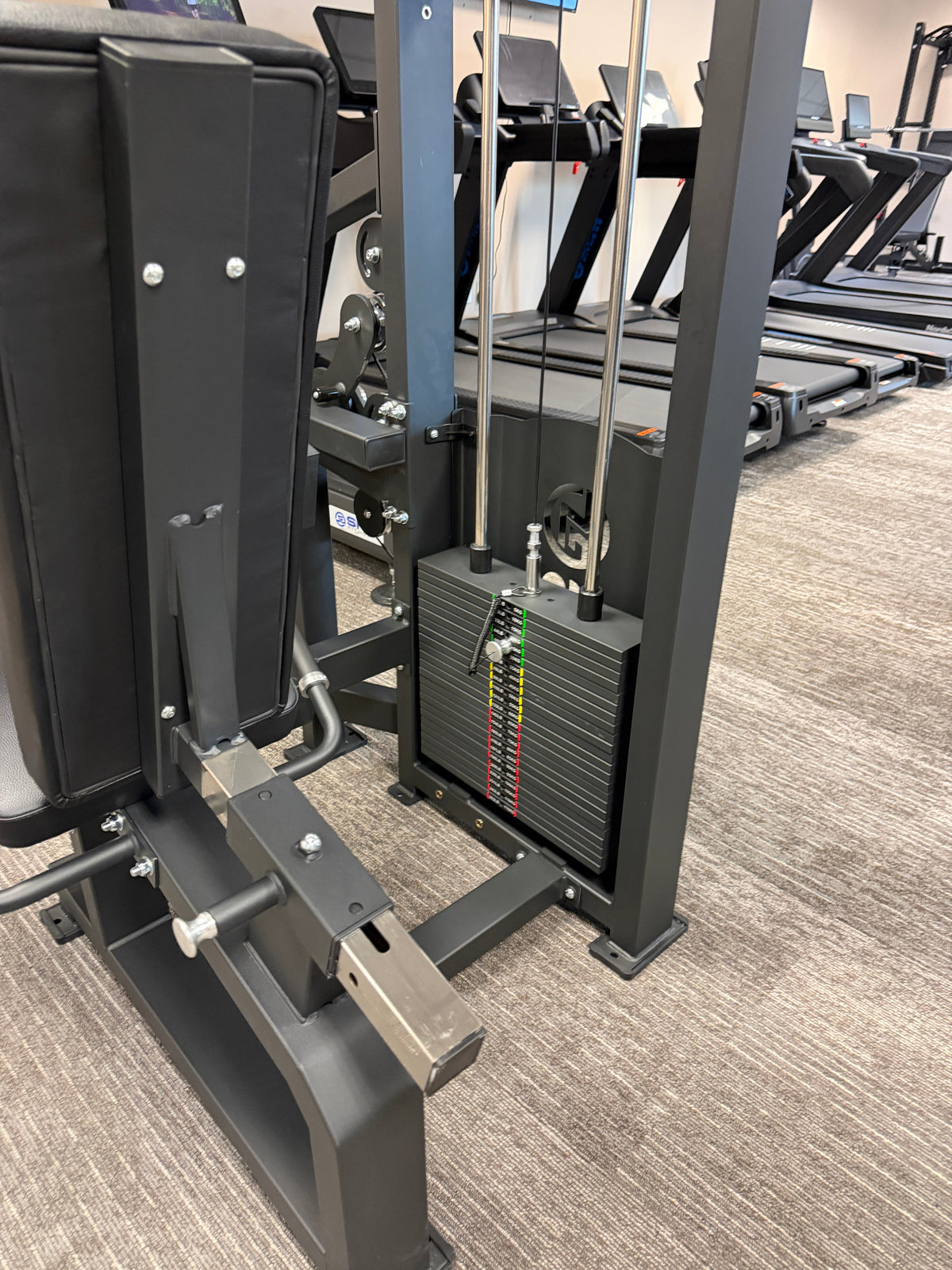 SFE Selectorized Seated Leg Extension & Leg Curl Machine with 250 lb Weight Stack