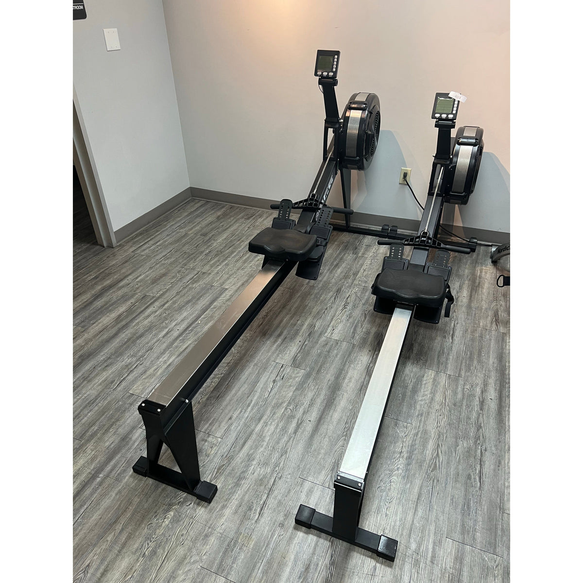 SFE Air Rowing Machine ELITE with Performance Monitor – Commercial Air Rower